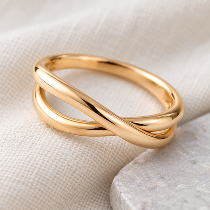 elvarinio Twist Ring — close-up design visualization [detail]. AI-generated; product specifications pending verification.